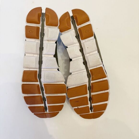 On Running On Cloud 70/30 Running Sneakers Size 8.5 Olive Green - Picture 6 of 9